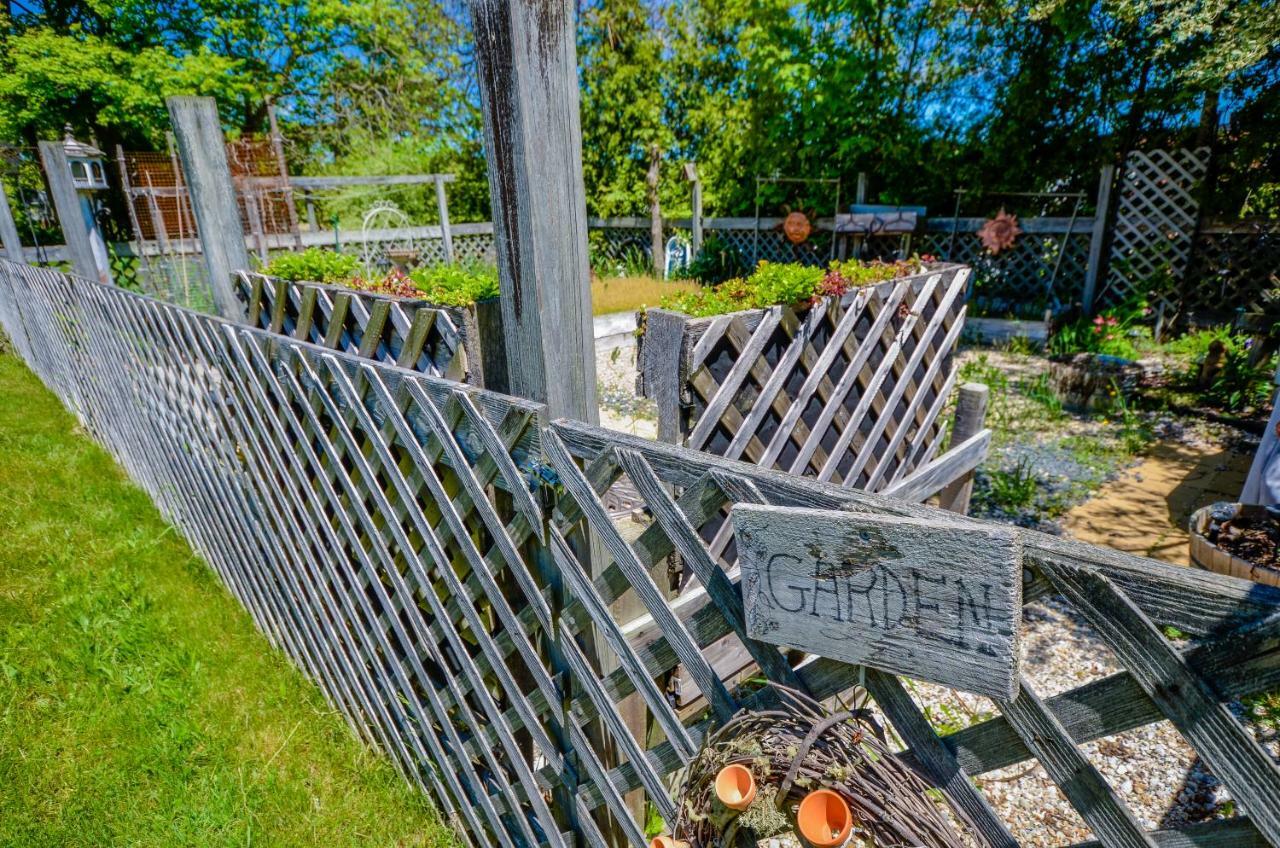 Cranberry Gardens Inn Wareham Extérieur photo